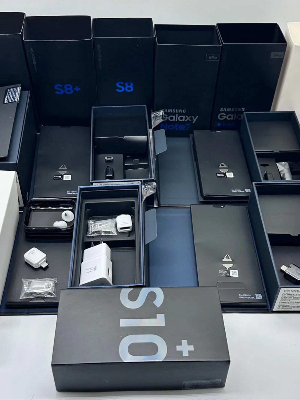 Lot of 6 EMPTY Samsung Galaxy & LG Retail Boxes with OEM Accessories